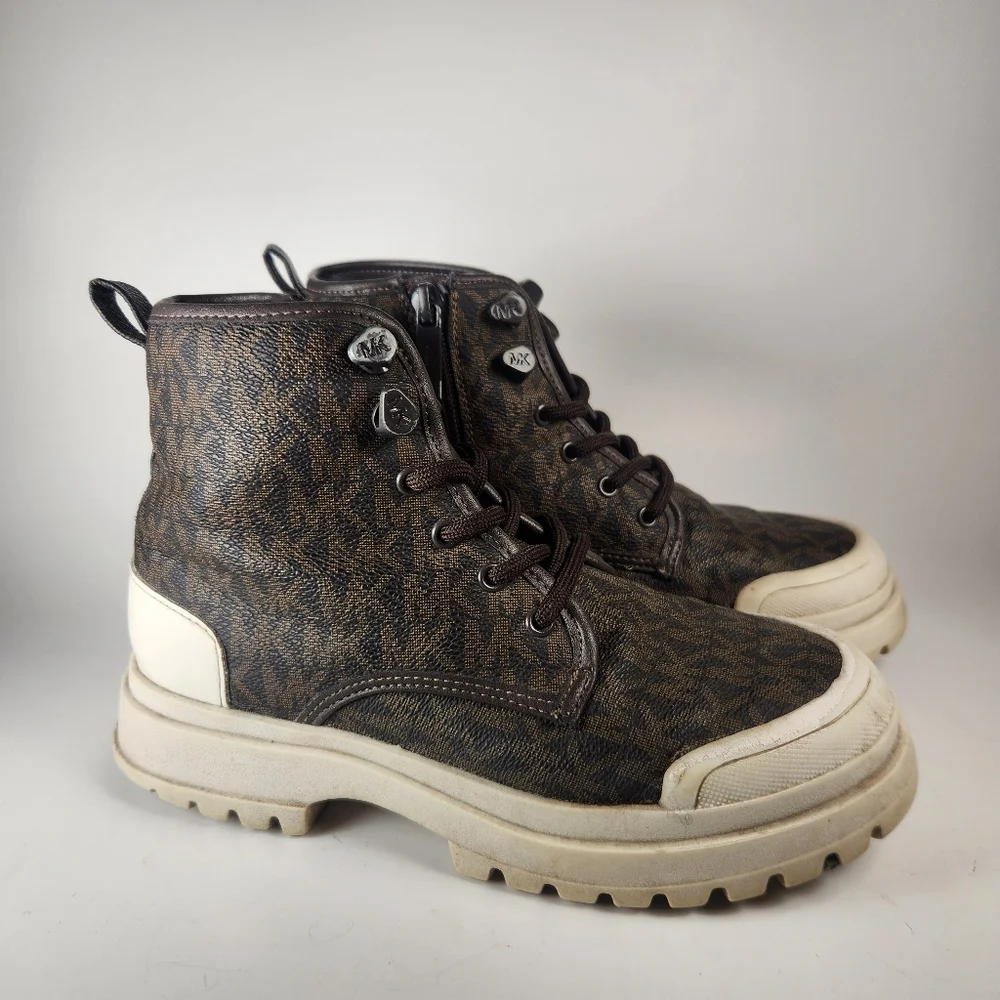 MICHAEL KORS Girls Payton Boot Size 2 Brown Lug Sole Signature Logo Textile - Picture 2 of 13